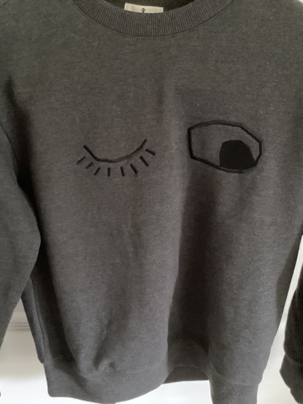 Ladies Flying Tiger Embroidered Winking Eye Sweatshirt Long Sleeve Small-EUC